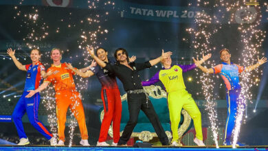 Shah Rukh Khan's Electrifying Performance Lights Up WPL 2024 Opening Ceremony